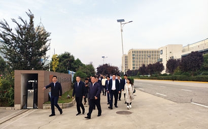 團市委、市貿促會、市青企協(xié)一行到工投集團涇河產業(yè)園考察交流