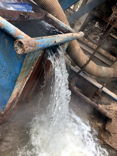 集團(tuán)涇陽(yáng)產(chǎn)業(yè)基地成功鉆鑿地?zé)崮芑毓嗑?></a>
									</div>
								</div>
								<div   id=